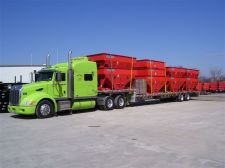 Camion-chargement-conteneurs (petit)